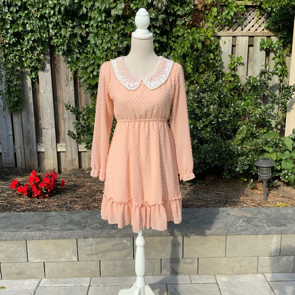 Liz Lisa Japanese Lolita style peach Swiss dot dress with lace and pearl collar